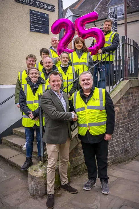 Stuart Anderson MP joins Clickingmad 